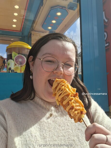 Urprincessamara sexy actress pic