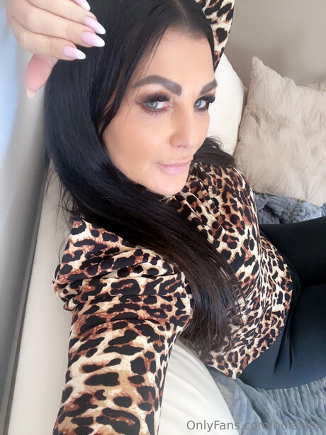 Nolaxlux pornstar top gallery