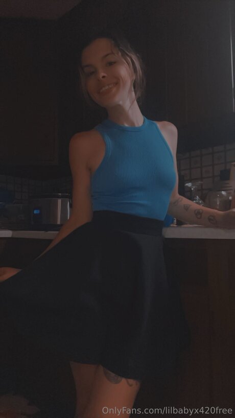 Lilbabyx420free adult actress pic
