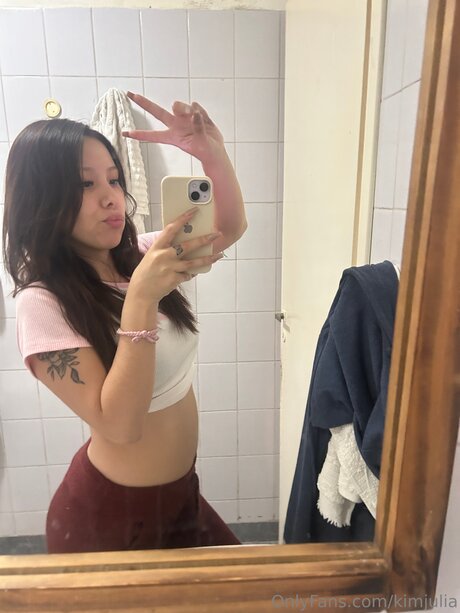 mom solo onlyfans sexy nude archive