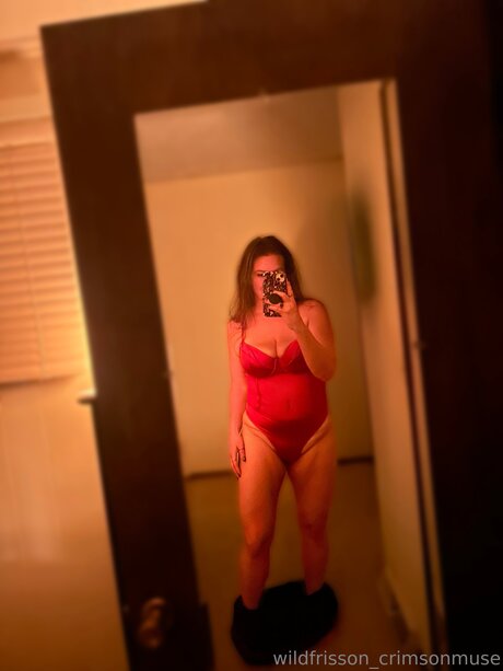 Crimsonmusewildfrisson actress img