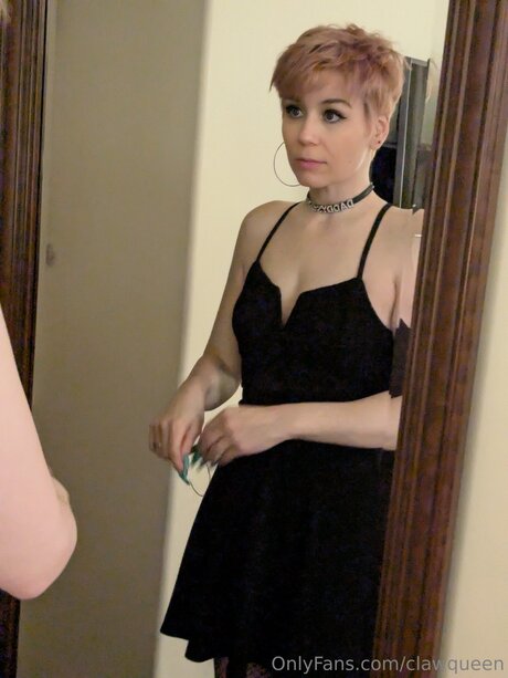 tiktok stars onlyfans hd picture