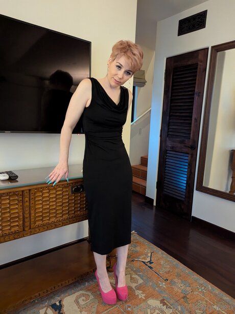 leather leggings onlyfans pretty galleries