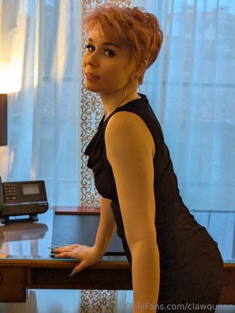 Clawqueen erotic star galleries