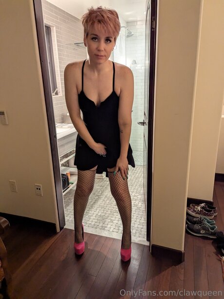 Clawqueen pornstar naked img