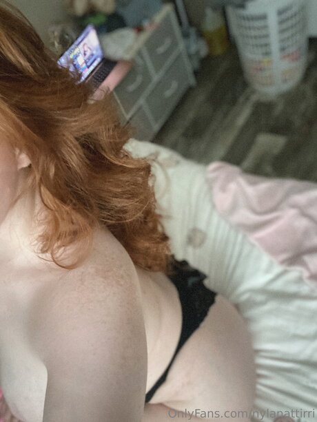 Nylanattirri free actress pics