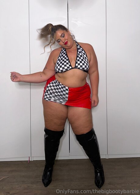 Thebigbootybarbie adult actress images