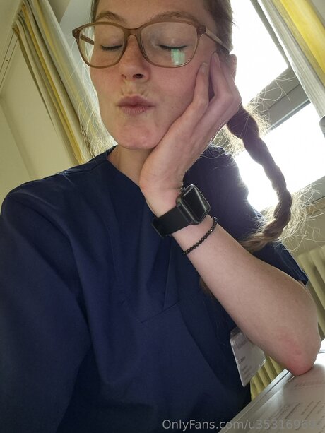 U353169692 nice actress picture