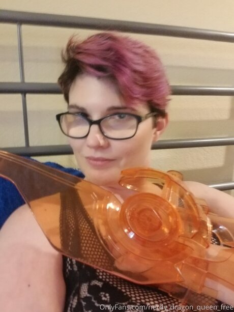 Nerdy Dragon Queen Free pornstar beautiful image