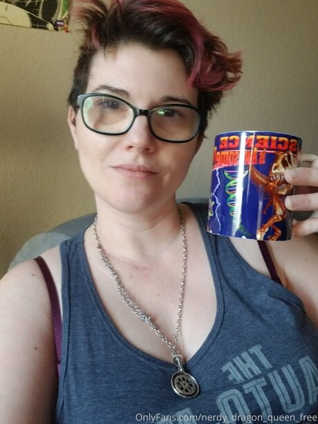 Nerdy Dragon Queen Free pornstar xxx picture