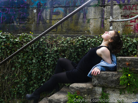 Clarissarosanaroth porn model picture