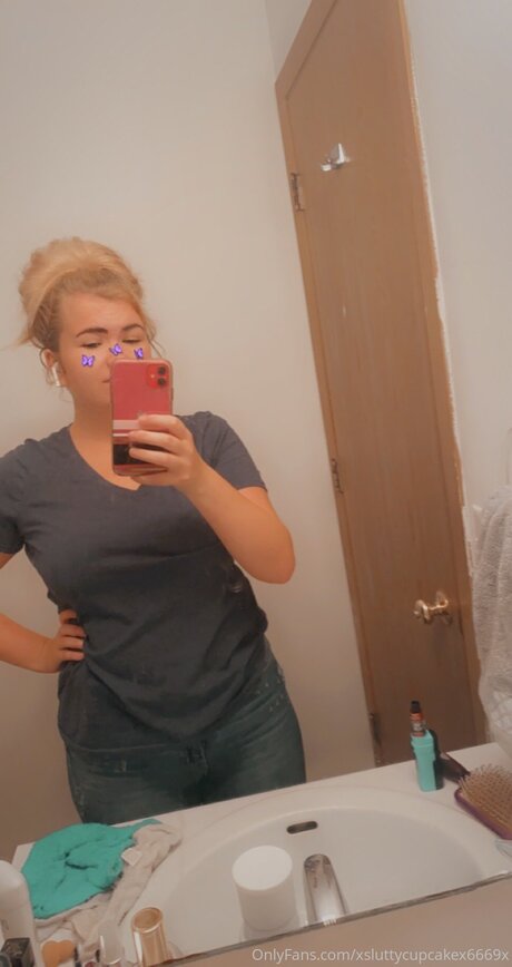 Xsluttycupcakex6669x pornstar hot photo