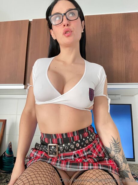 Tunenaenllamas naked pornstar picture