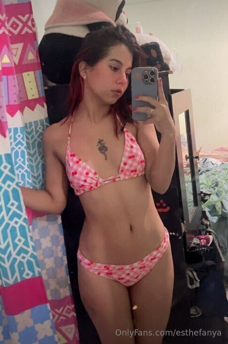 Esthefanya star perfect image