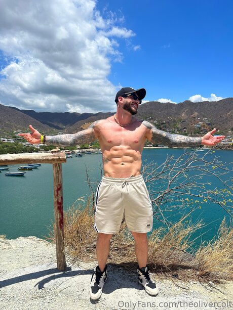 Theolivercolt porn model gallery