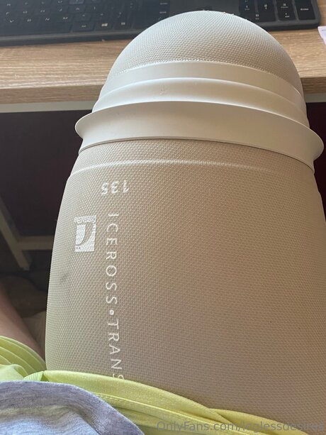 Leglessdesires model sexy images