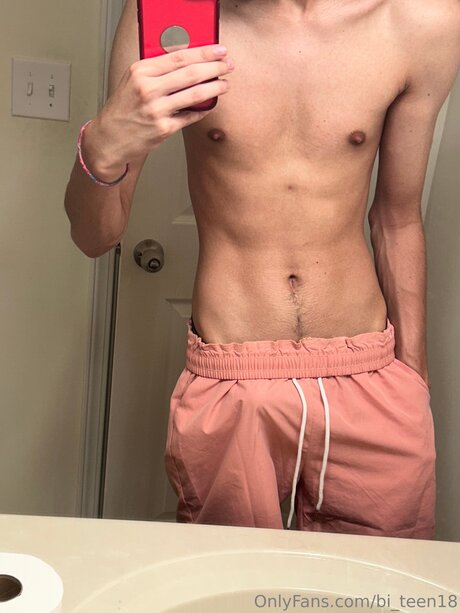 Bi Kingy pornstar naked image