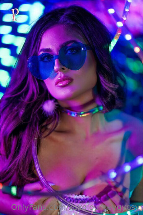 Laylaniluxxo pornstar photo