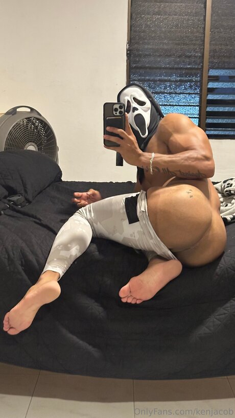 Kenjacob nude model photo