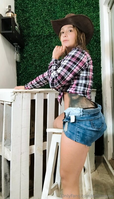 Edithrayas art actress images