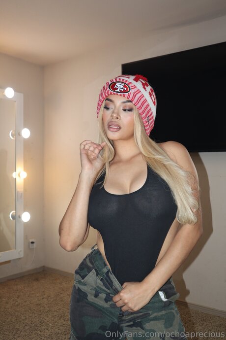 Ochoaprecious sex actress gallery