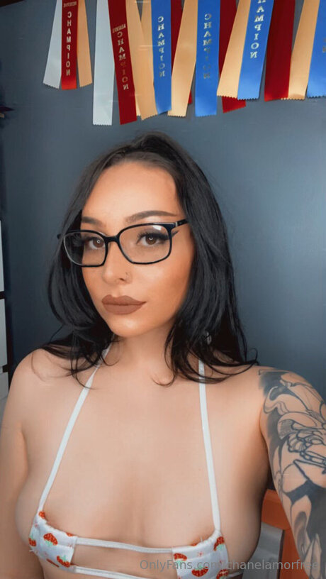 Chanelamorfree actress pictures