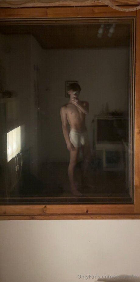 Jonahhhx star top photo