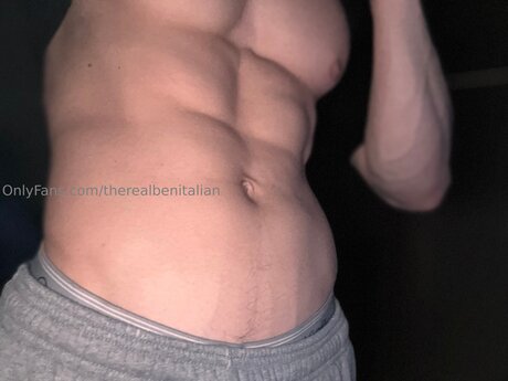 Therealbenitalian free pornstar photos