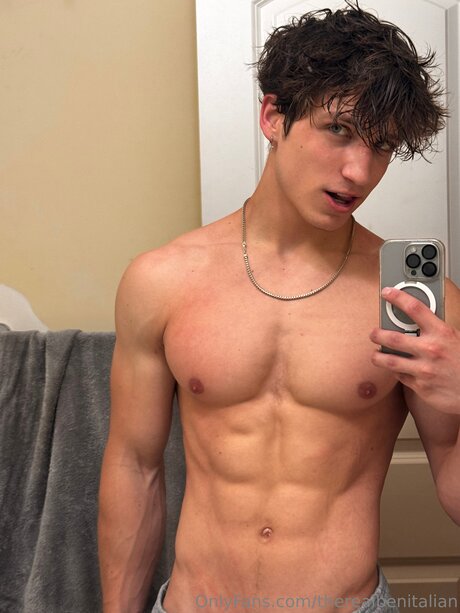 Therealbenitalian porn actress img