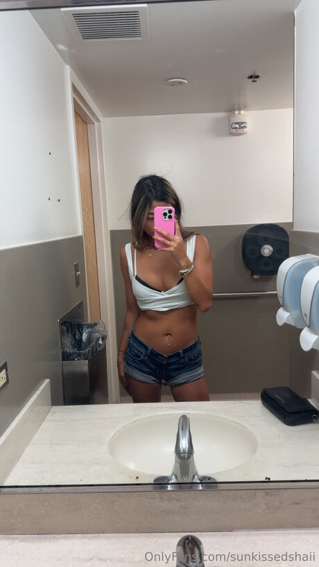 Sunkissedshaii star best pictures