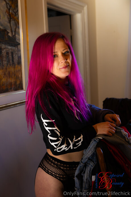 True2lifechick star hd pictures