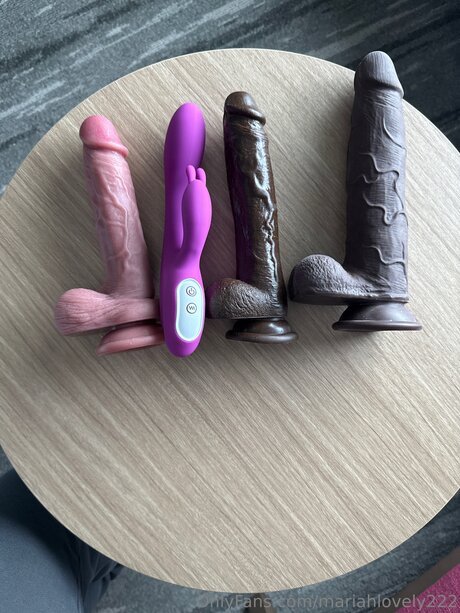 Mariahlovely222 nice model pic