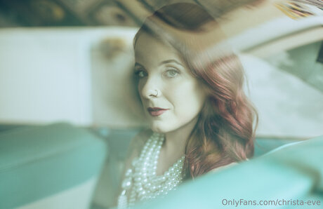 Christa Eve free model photo