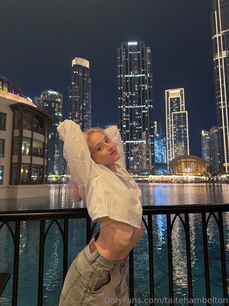 Taitehambelton best star picture