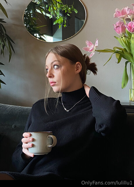 Sophiebloomsfree model hot galleries