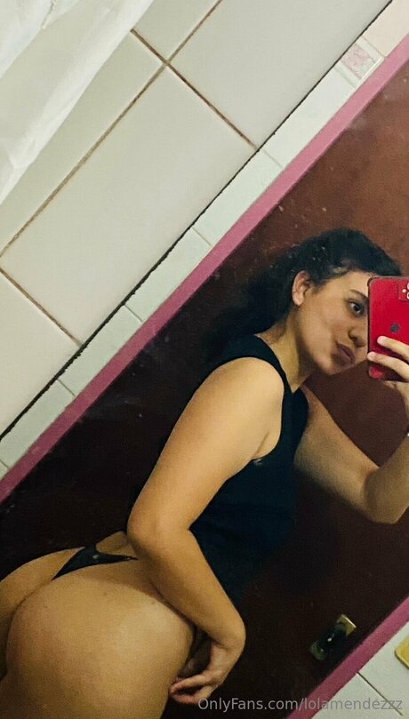 Lolamendezzz sexy star img