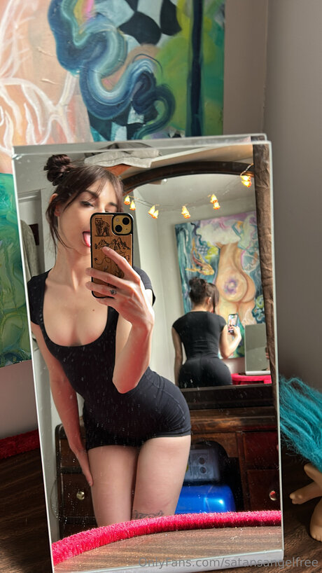 Satansangelfree star best picture