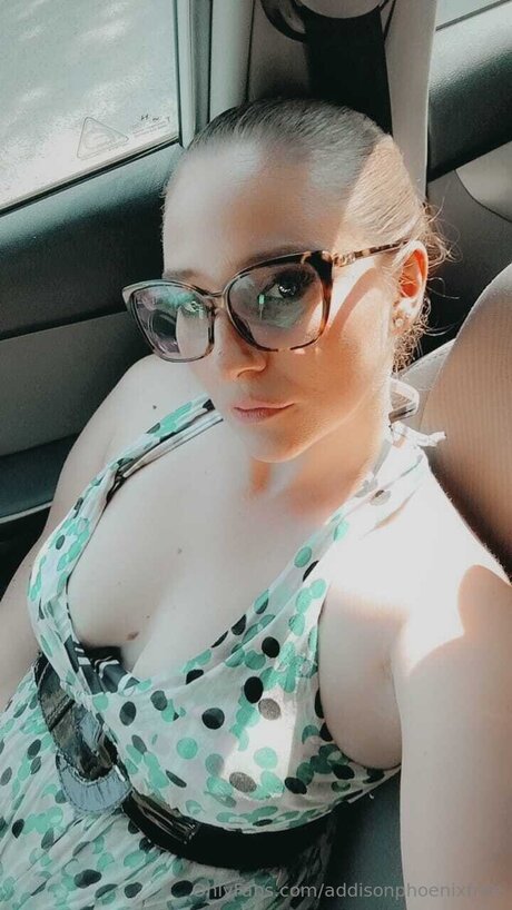 Addisonphoenixfree adult model pics