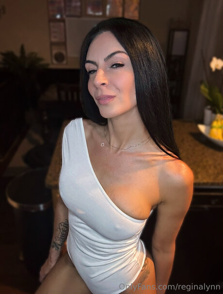 Lynnmariesfree star adult photo