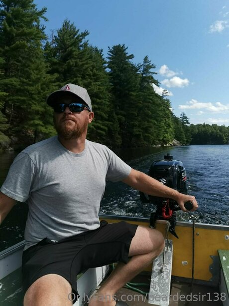 Beardedsir138 model naked pics