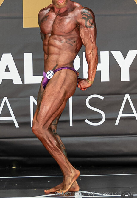 Gingermuscleman model beautiful pic