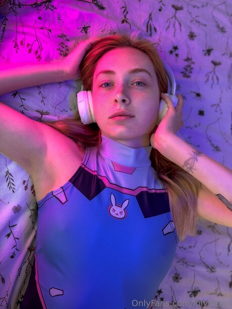 Lolynebel pornstar sex image