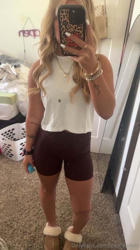 Juliannapeyton high quality actress pic