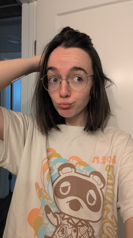 Peekabooadams free pornstar photos