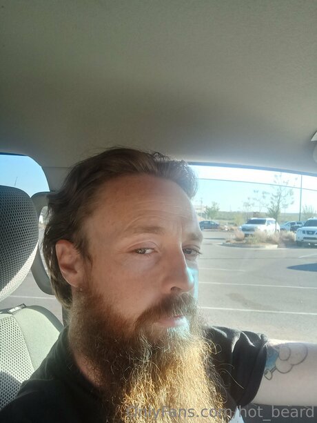 Hot Beard pretty star picture