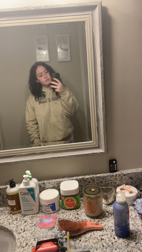 Bootsers69 model nice pictures