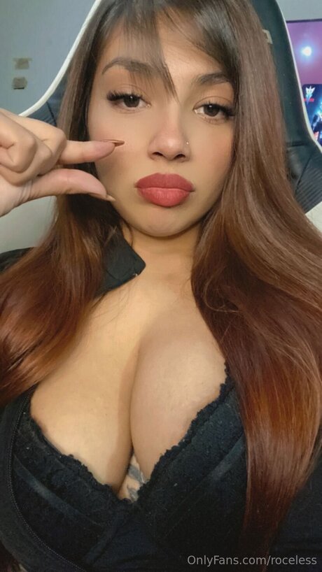 Roceless nude model archive