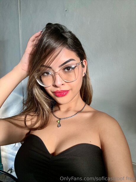 Soficastroof Free sex actress photos