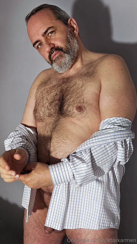 Viktorkarmen art star archive