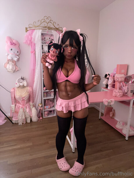 Buffholic exclusive star photos